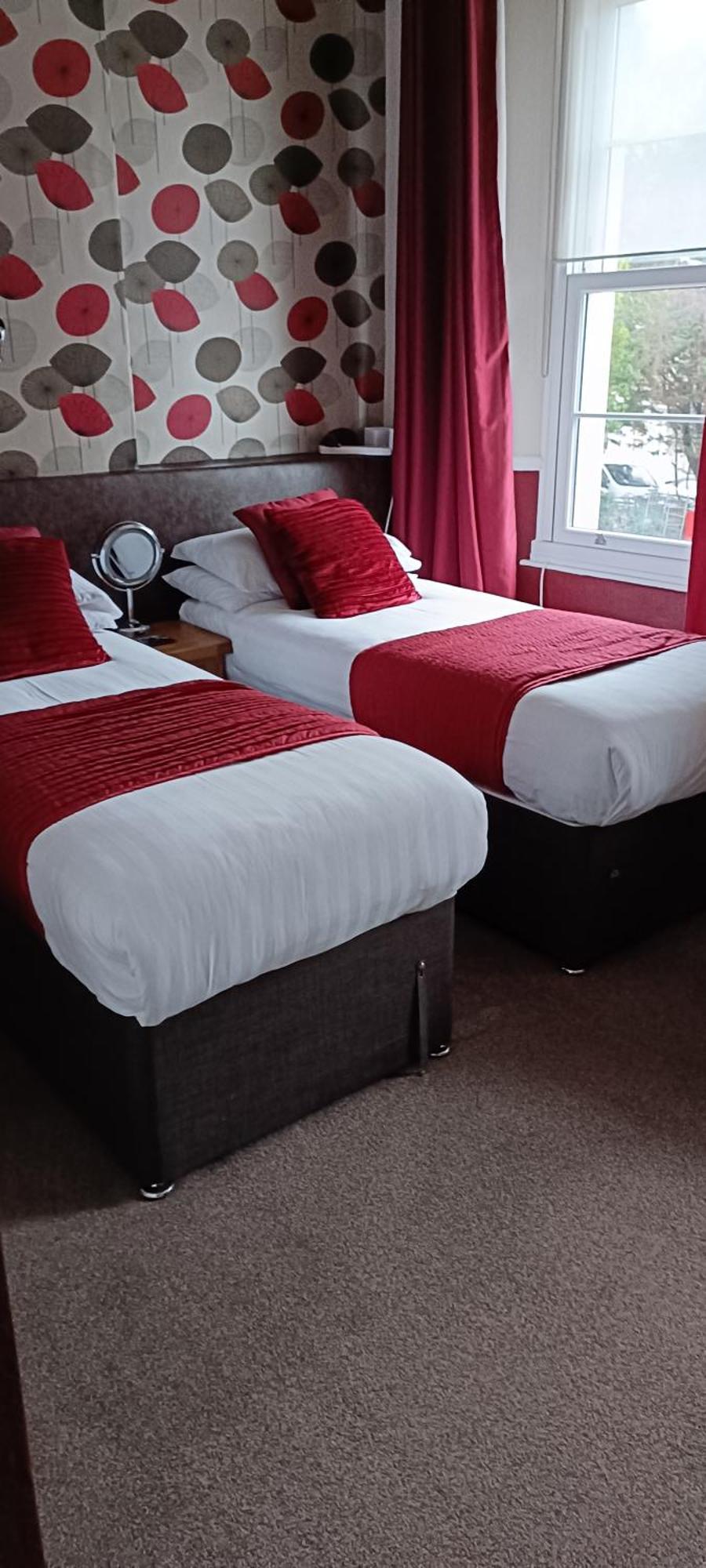 Lawnswood Guest House 토키 외부 사진
