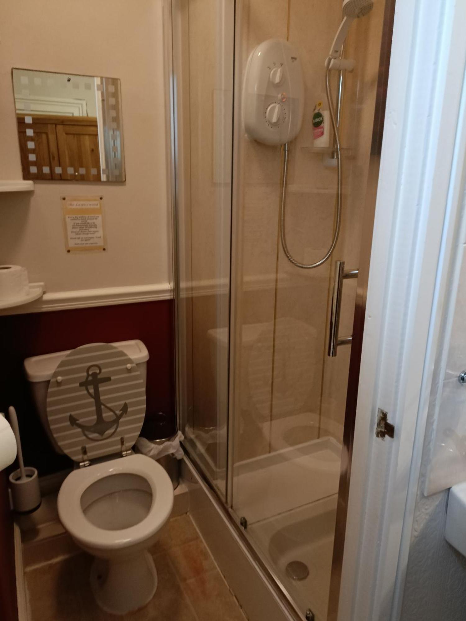 Lawnswood Guest House 토키 객실 사진