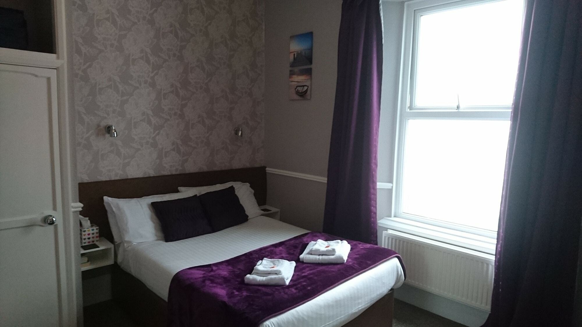 Lawnswood Guest House 토키 외부 사진
