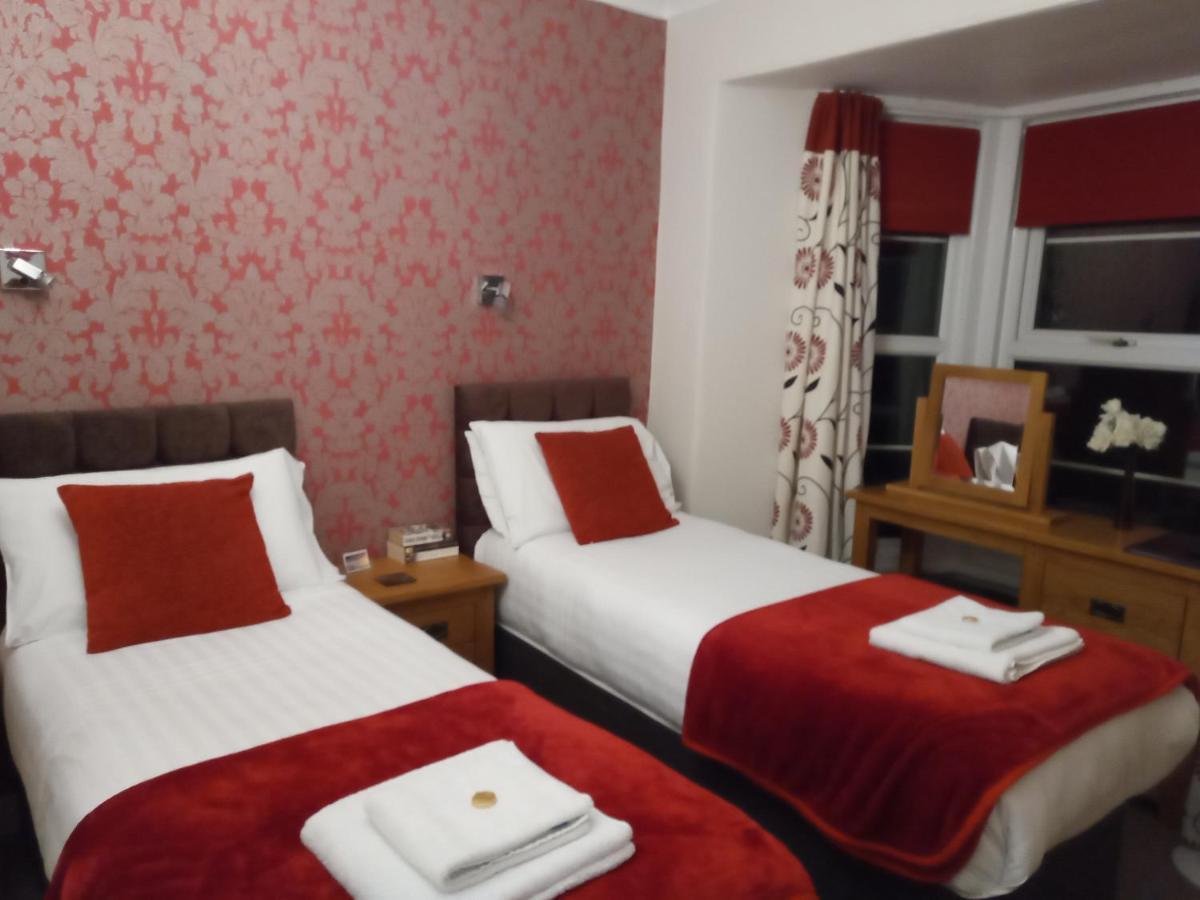 Lawnswood Guest House 토키 외부 사진